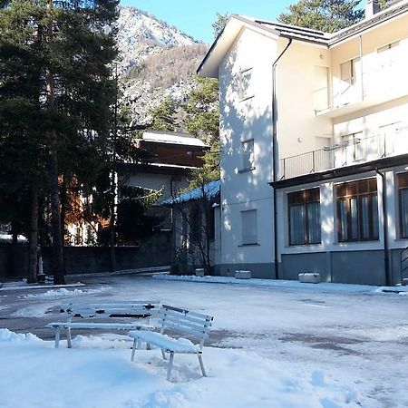 Casa San Francesco Hotel Бардонечия Екстериор снимка