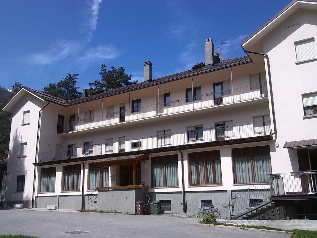 Casa San Francesco Hotel Бардонечия Стая снимка