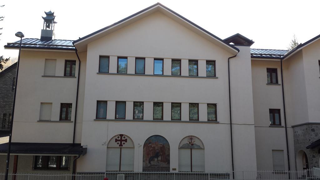 Casa San Francesco Hotel Бардонечия Екстериор снимка