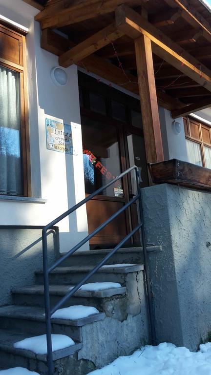 Casa San Francesco Hotel Бардонечия Екстериор снимка