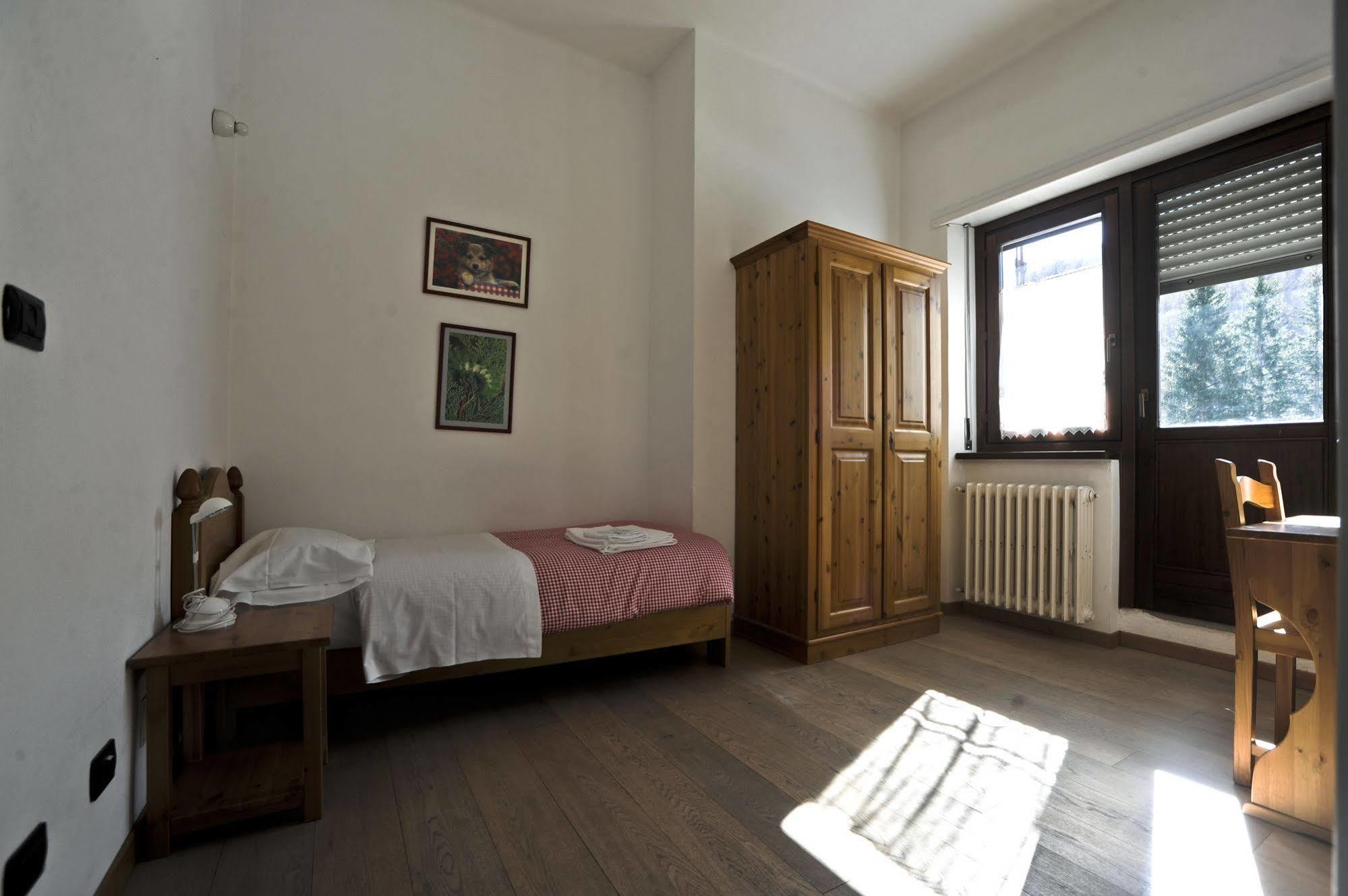 Casa San Francesco Hotel Бардонечия Екстериор снимка